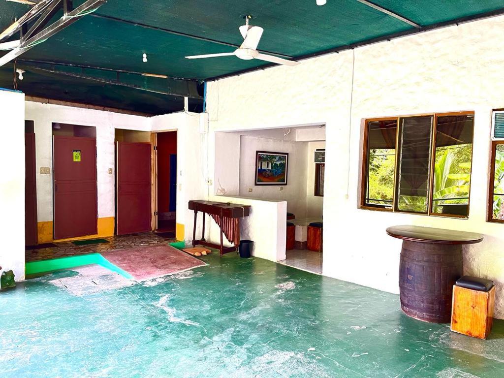New Hostel Manuel Antonio, Meet New People Exterior foto